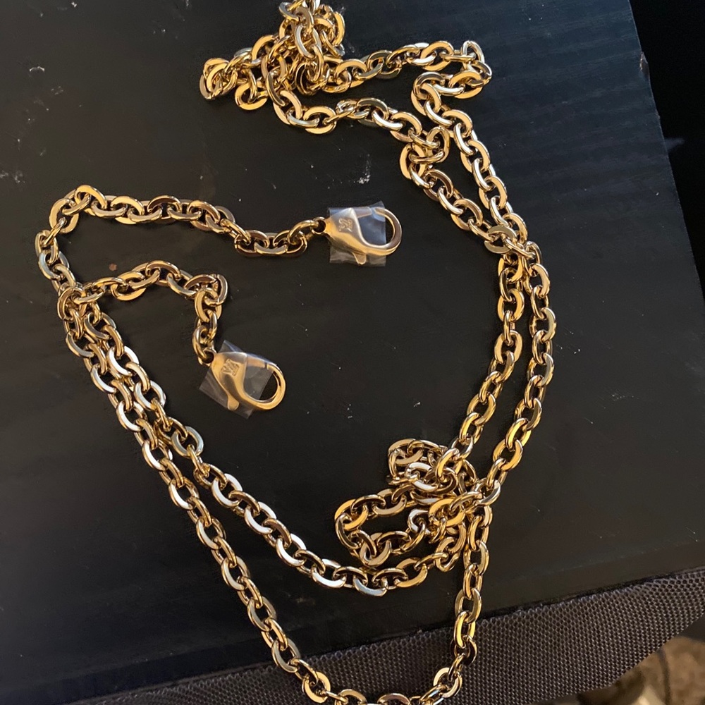 Louis Vuitton crossbody gold chain